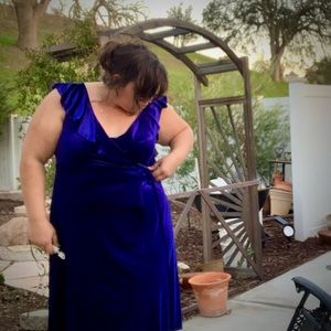 NWOT Torrid Size 2 Blue Velvet wrap dress with ruffle detail.